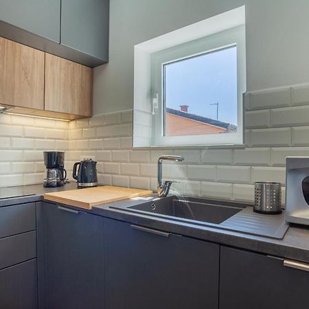 Apartman Petra Крес Екстериор снимка