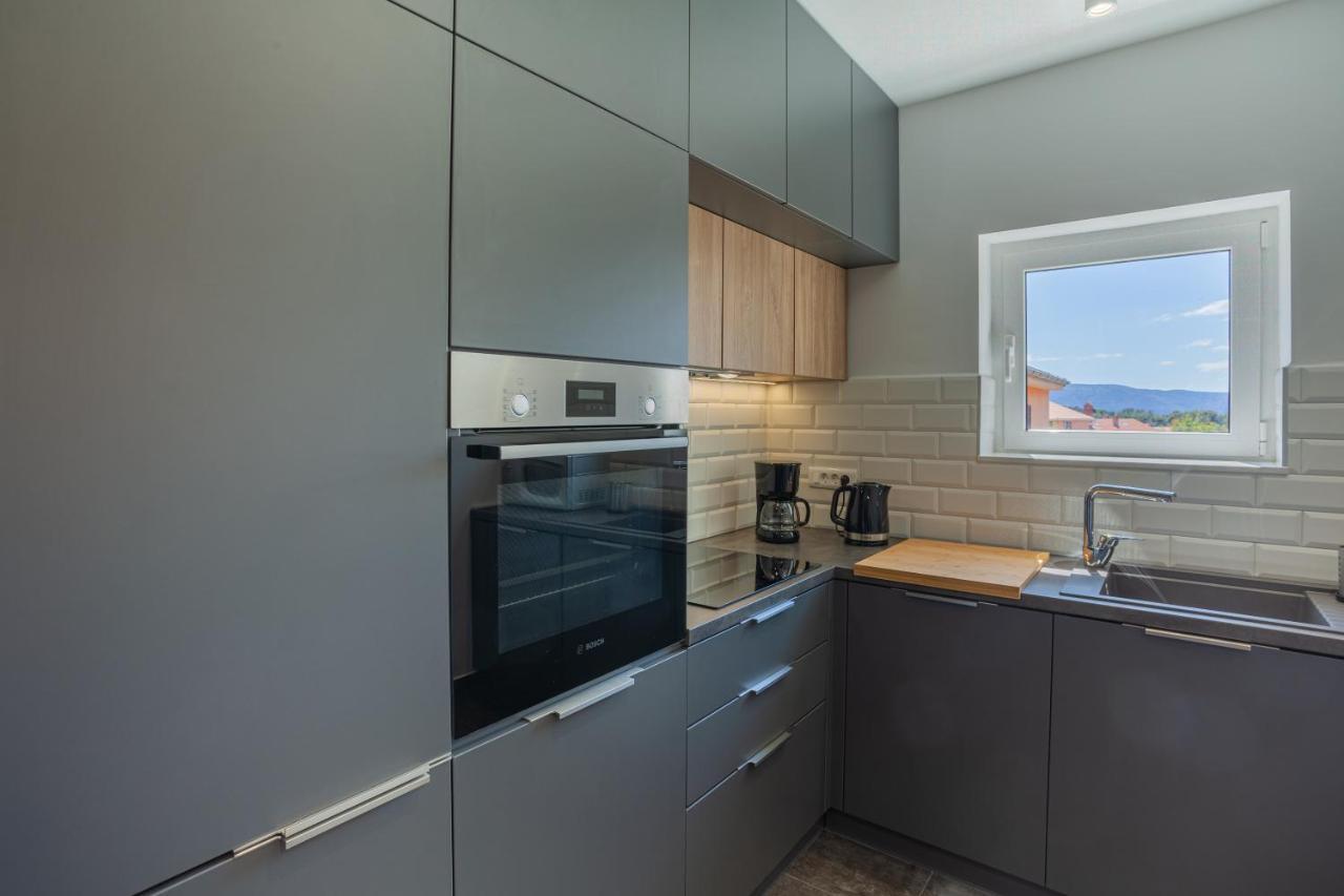 Apartman Petra Крес Екстериор снимка